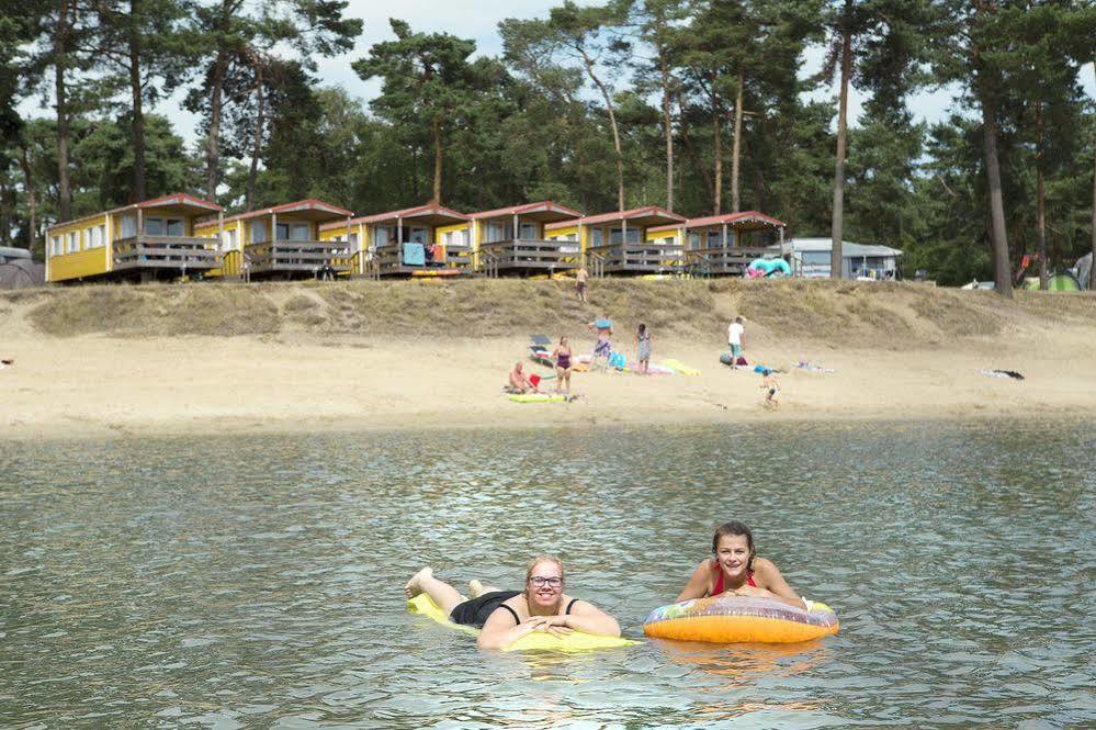 Camping Blauwe Meer Nv Hotel Ломел Екстериор снимка